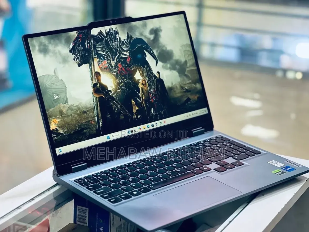 New Laptop Lenovo Legion Pro 7 16GB Intel Core i7 SSD 1T