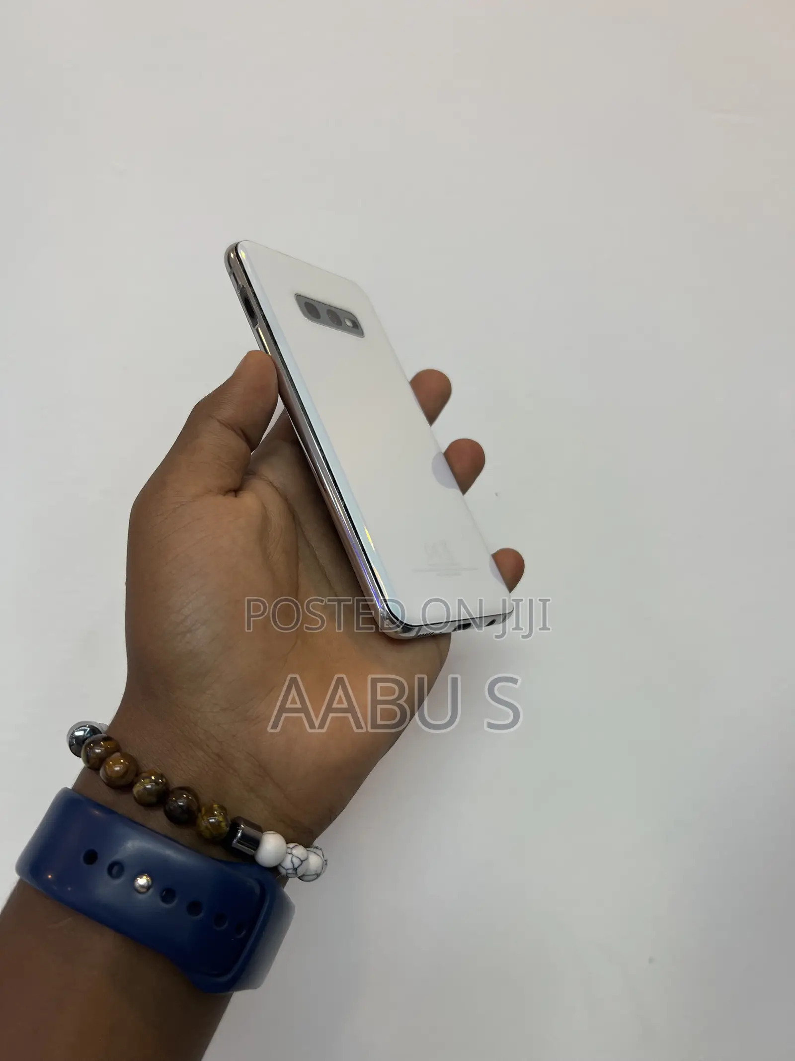 Samsung Galaxy S10e 128 GB White