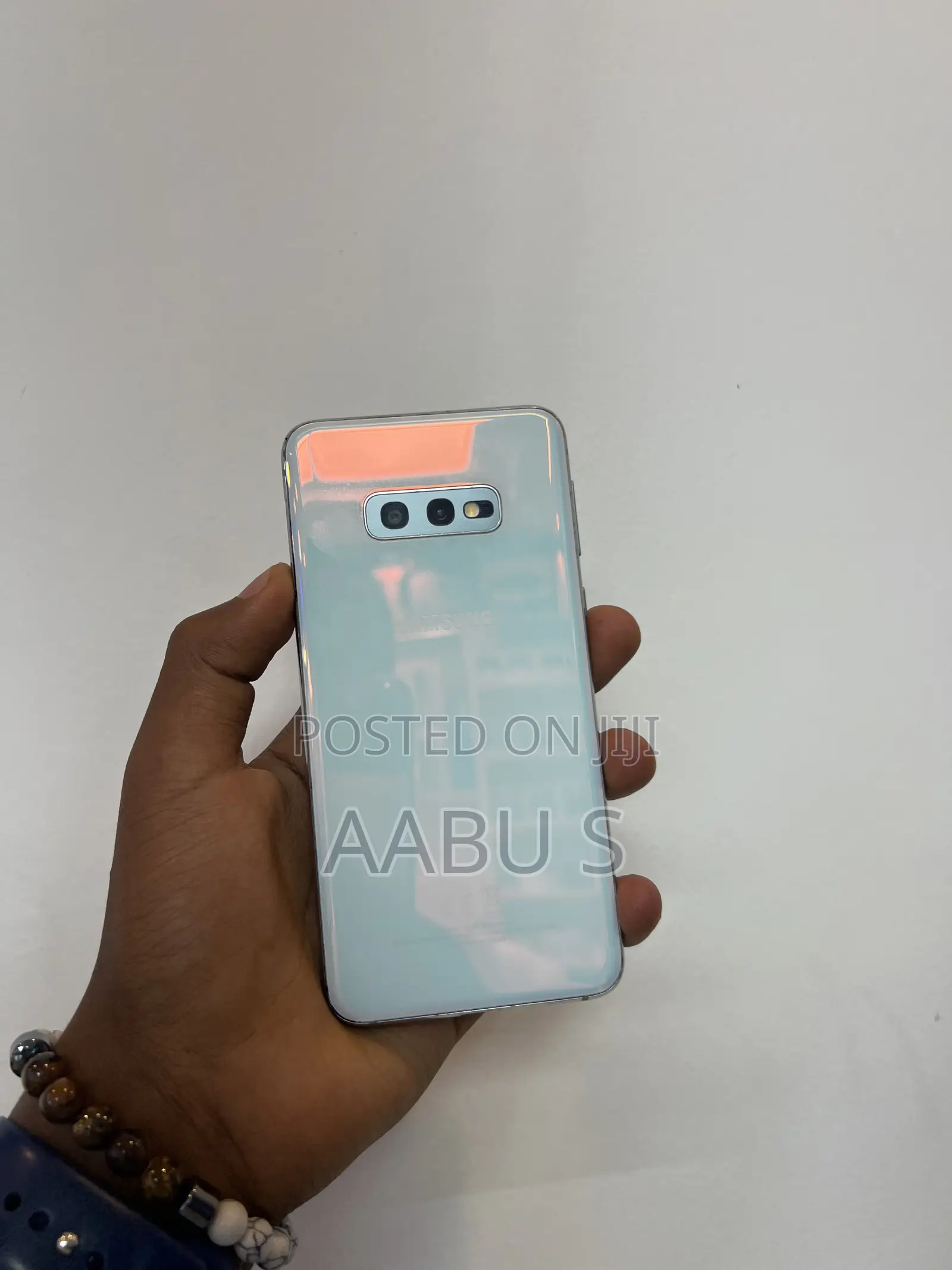 Samsung Galaxy S10e 128 GB White