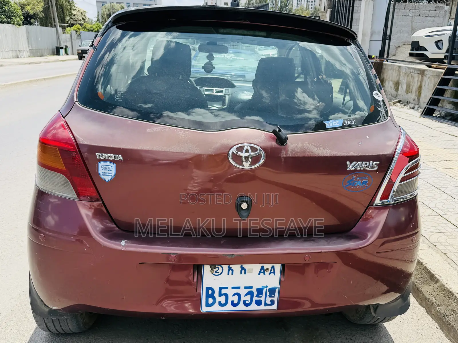 Toyota Yaris 2010 Brown