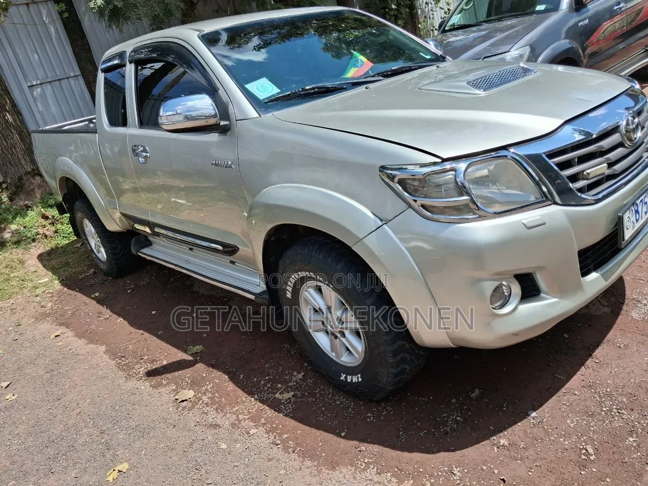 Toyota Hilux 2013 Gold
