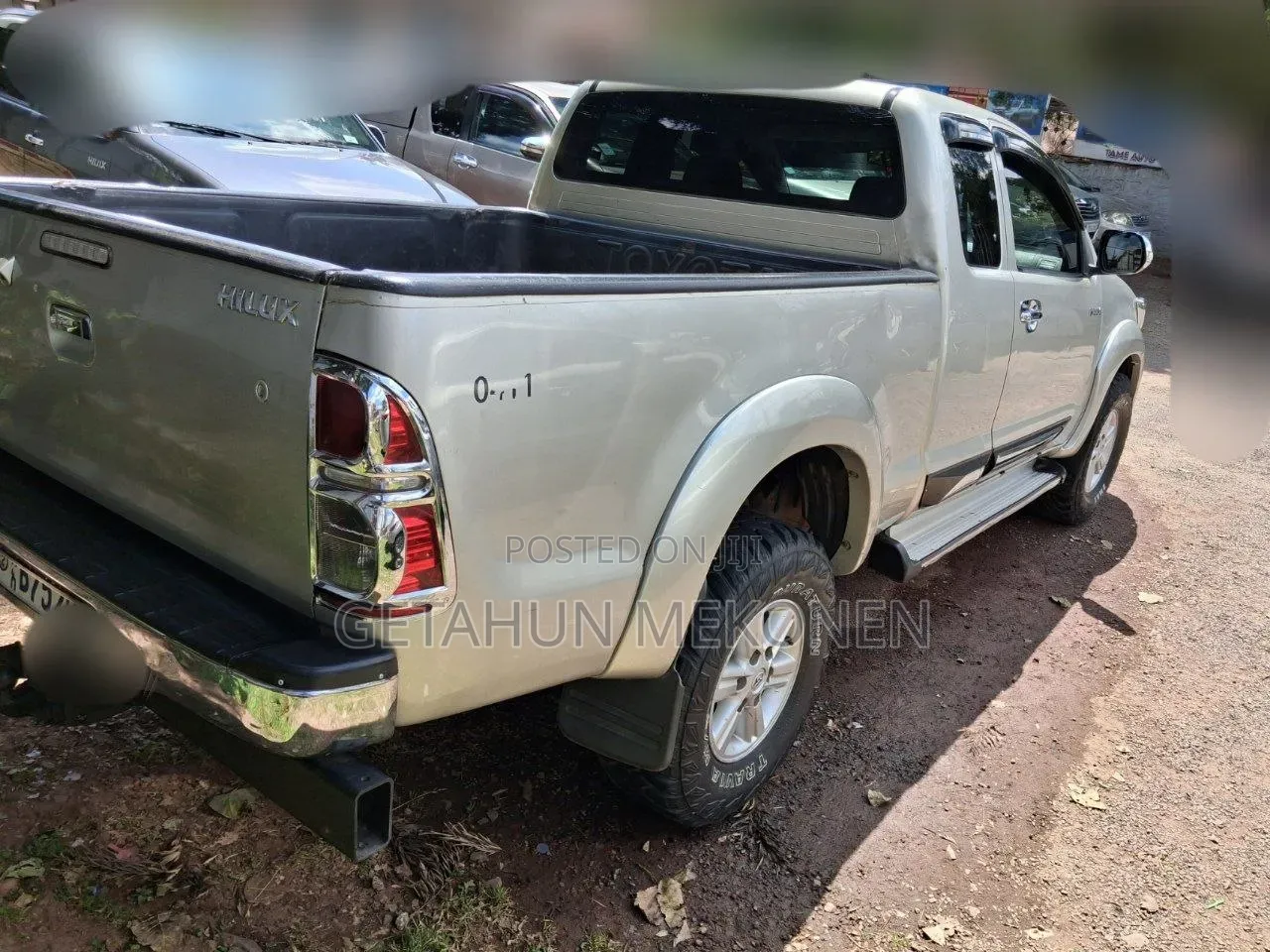 Toyota Hilux 2013 Gold
