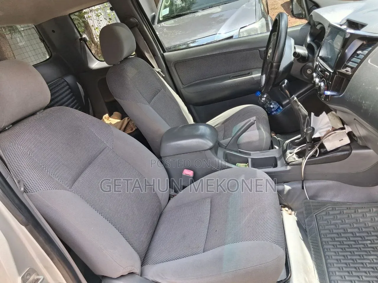 Toyota Hilux 2013 Gold