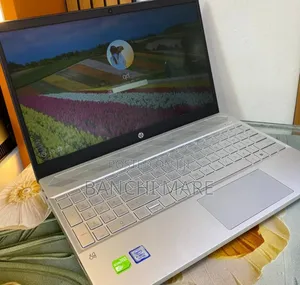 New Laptop HP Pavilion 15 8GB Intel Core i5 SSD 512GB