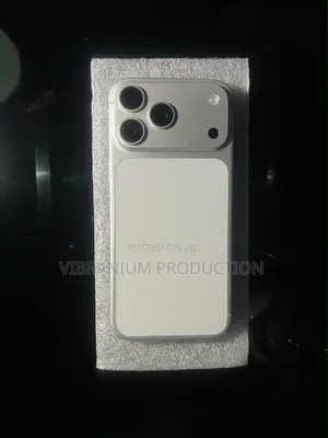 New Apple iPhone 17 Pro Max 1 TB Silver