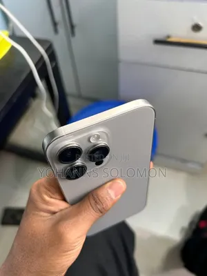 Apple iPhone 16 Pro Max 256 GB Silver