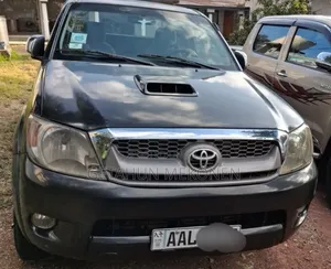 Toyota Hilux 2008 Black
