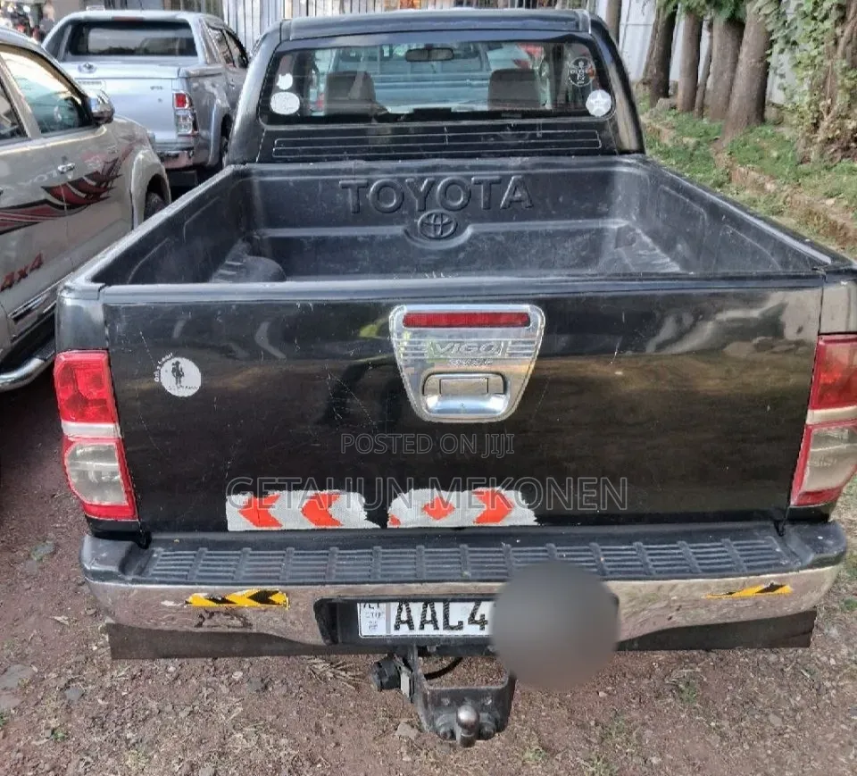 Toyota Hilux 2008 Black