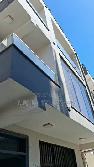 7bdrm House in ጂ+2 ቴራስ, Addis Ketema for sale