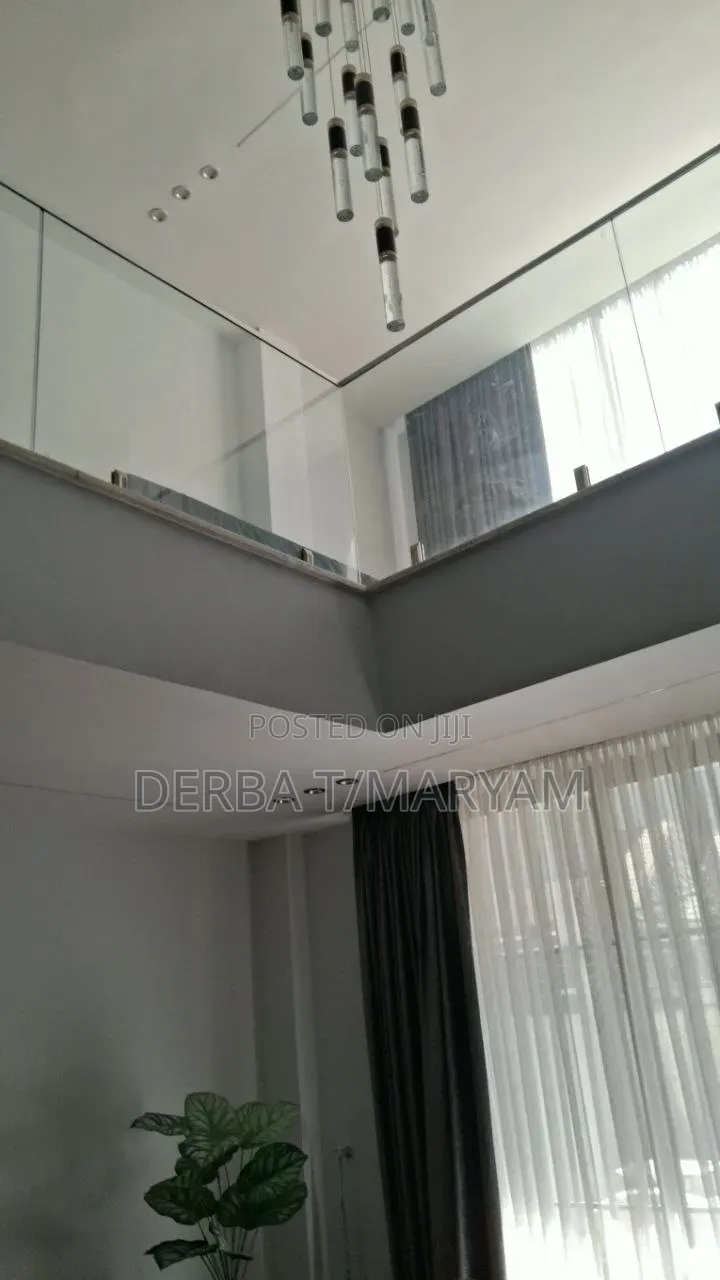 7bdrm House in ጂ+2 ቴራስ, Addis Ketema for sale