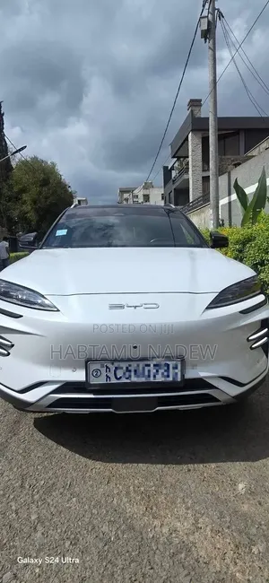 BYD Song Plus 2024 White