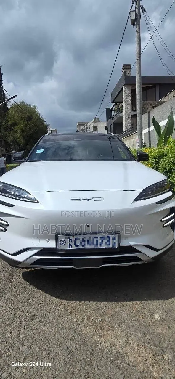 BYD Song Plus 2024 White