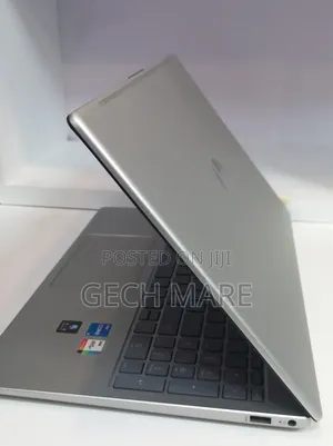 New Laptop HP Pavilion 15 16GB Intel Core i5 SSD 1T