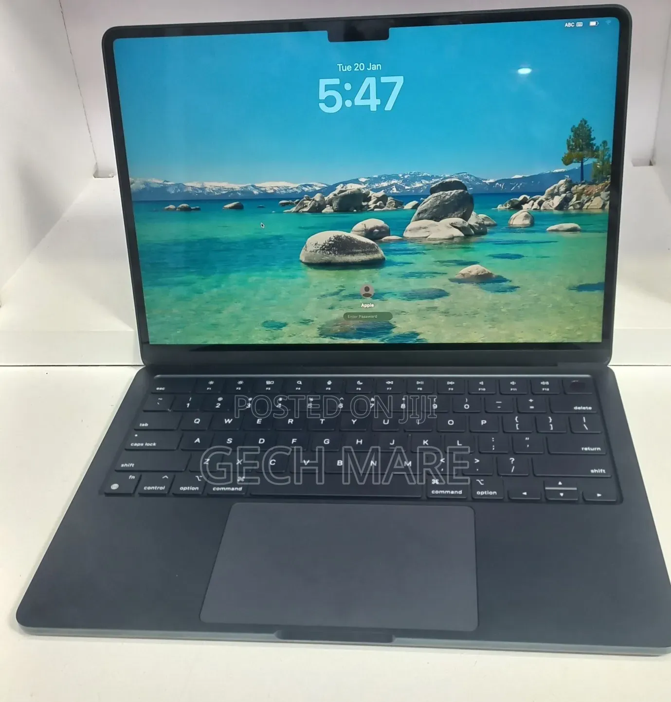 New Laptop Apple MacBook Air 2022 M2 8GB Intel SSD 256GB