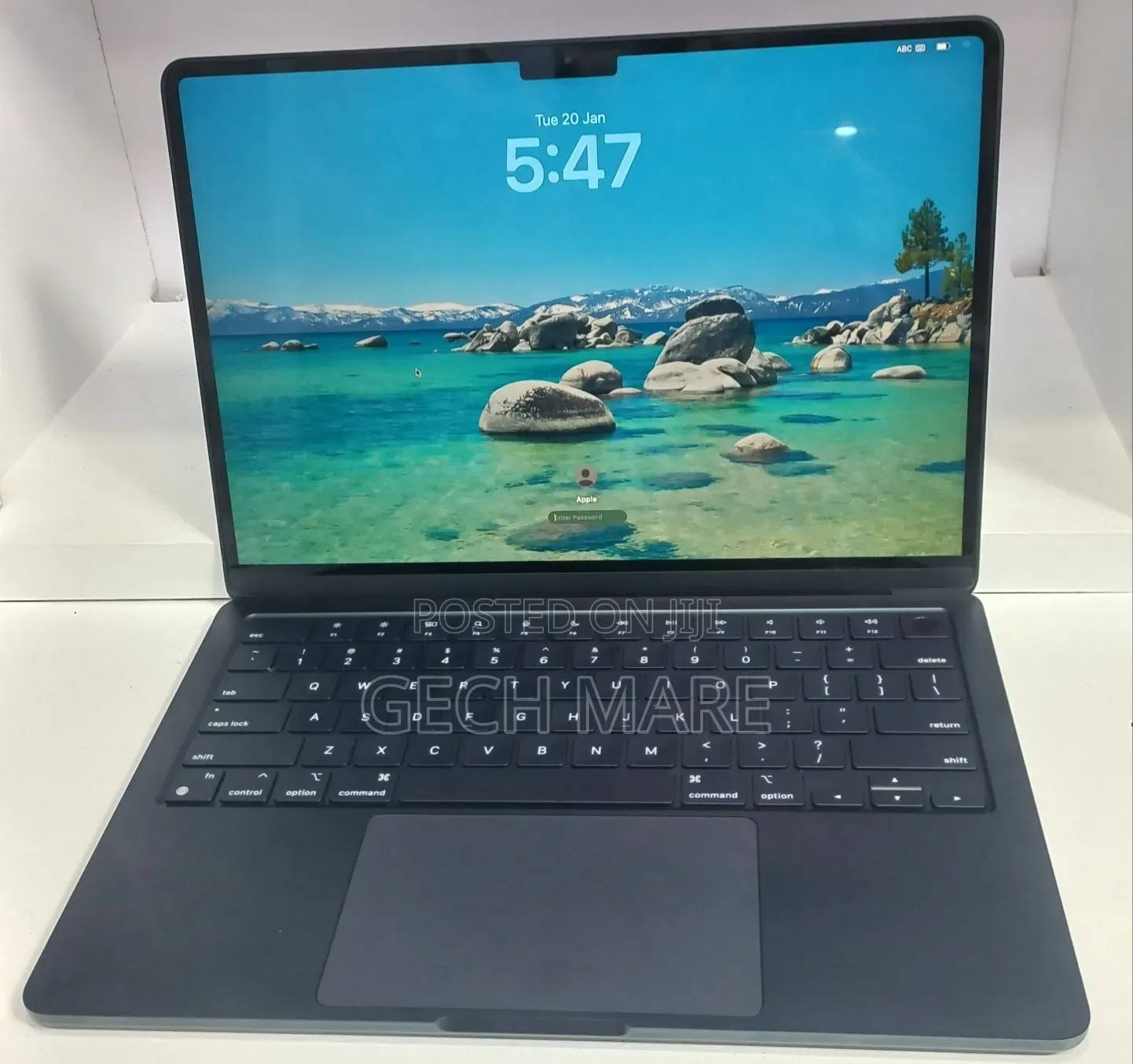 New Laptop Apple MacBook Air 2022 M2 8GB Intel SSD 256GB