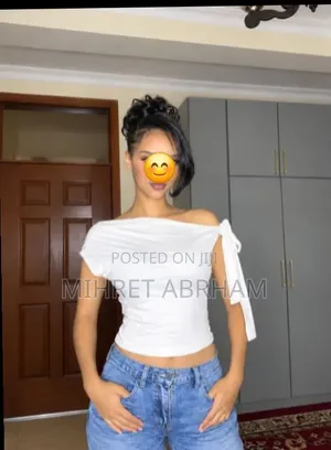 Off Shoulder Crop for Lady's