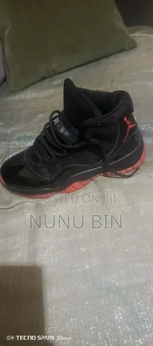 AIR Jordan 11