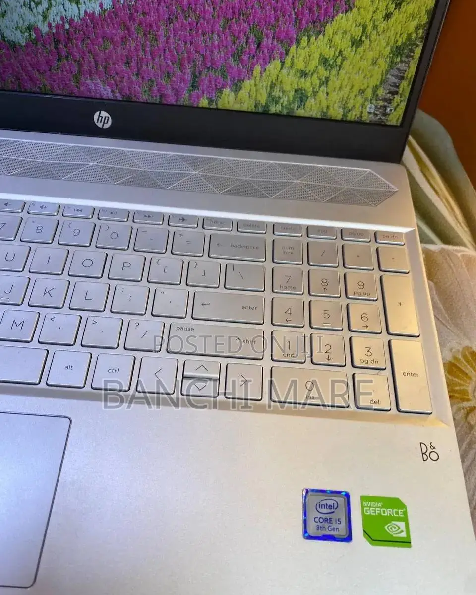 New Laptop HP Pavilion 15 8GB Intel Core i5 SSD 512GB