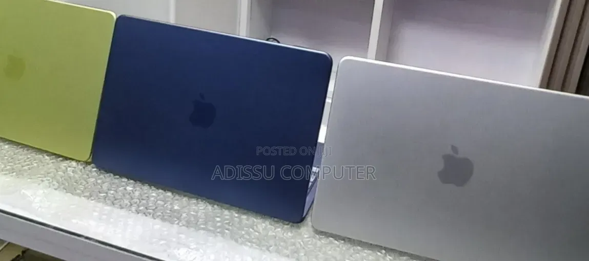 New Laptop Apple MacBook Neo 2026 8GB SSD 256GB