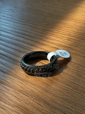 Black Chain Designe Ring