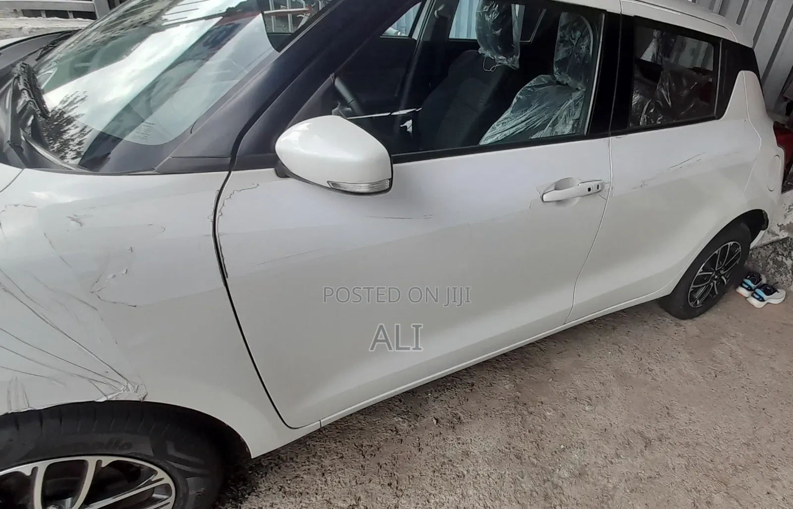 Suzuki Swift 2022 White