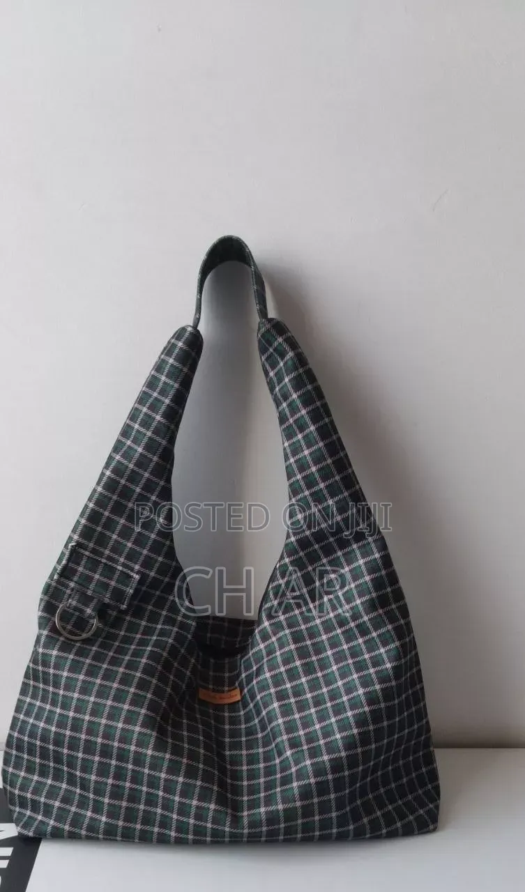 Hobo Shoulder Bags