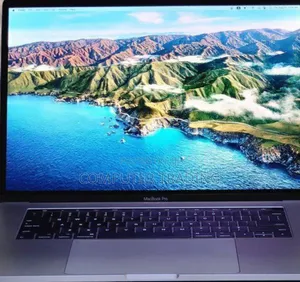 New Laptop Apple MacBook Pro 2017 16GB Intel Core i7 SSD 512GB