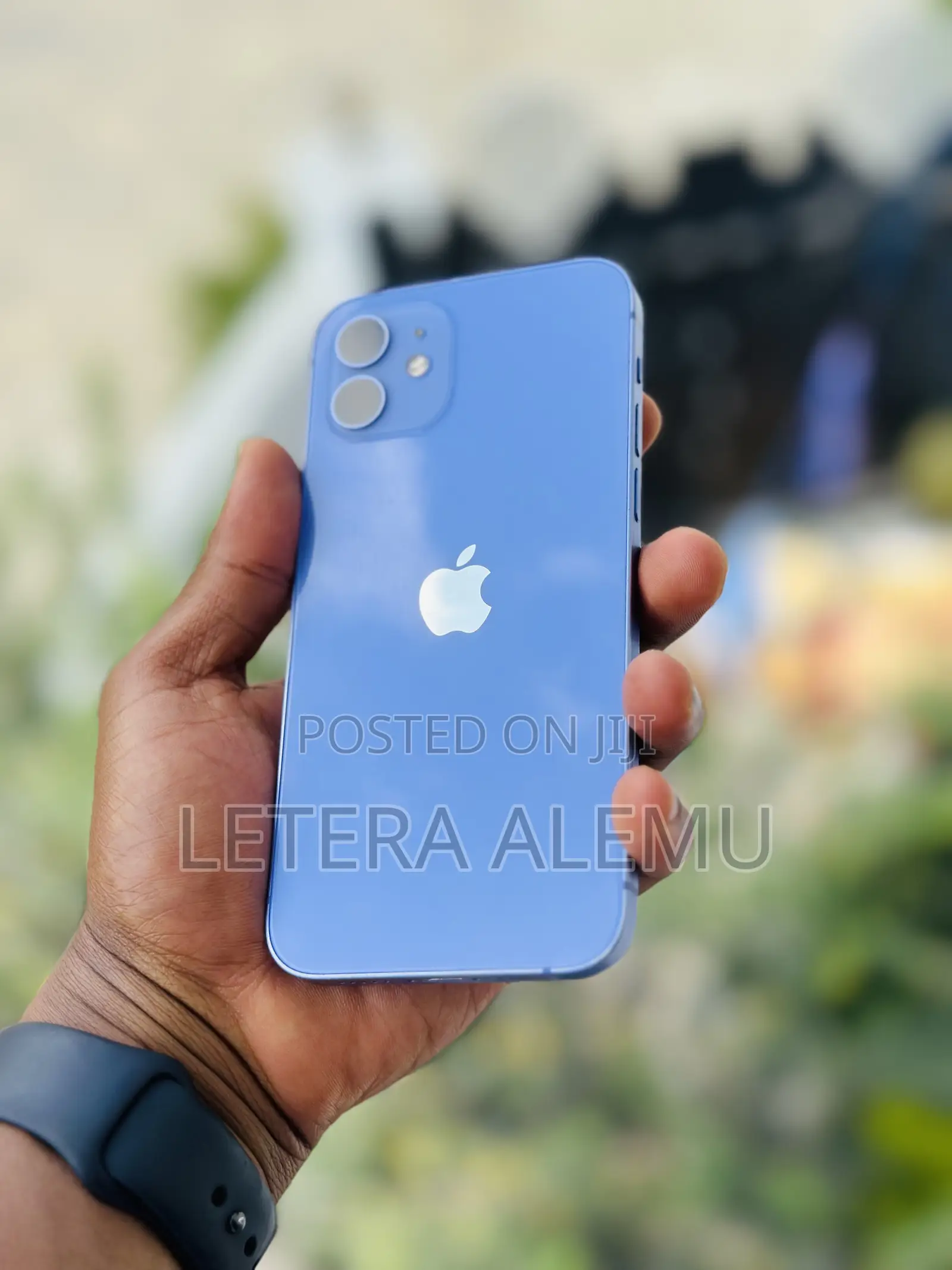 New Apple iPhone 12 64 GB Blue