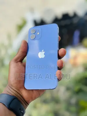 New Apple iPhone 12 64 GB Blue