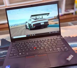 New Laptop Lenovo 8GB Intel Core i5 SSD 256GB