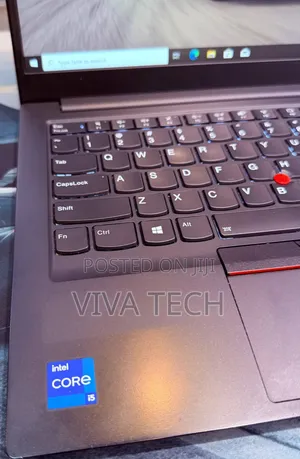 New Laptop Lenovo 8GB Intel Core i5 SSD 256GB
