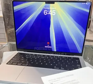 New Laptop Apple MacBook Pro 2024 M4 24GB Apple M4 Pro SSD 512GB