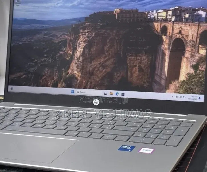 New Laptop HP Stream Notebook 16GB Intel Core i5 SSD 512GB