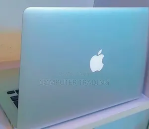 New Laptop Apple MacBook Air 2017 8GB Intel Core i7 SSD 256GB