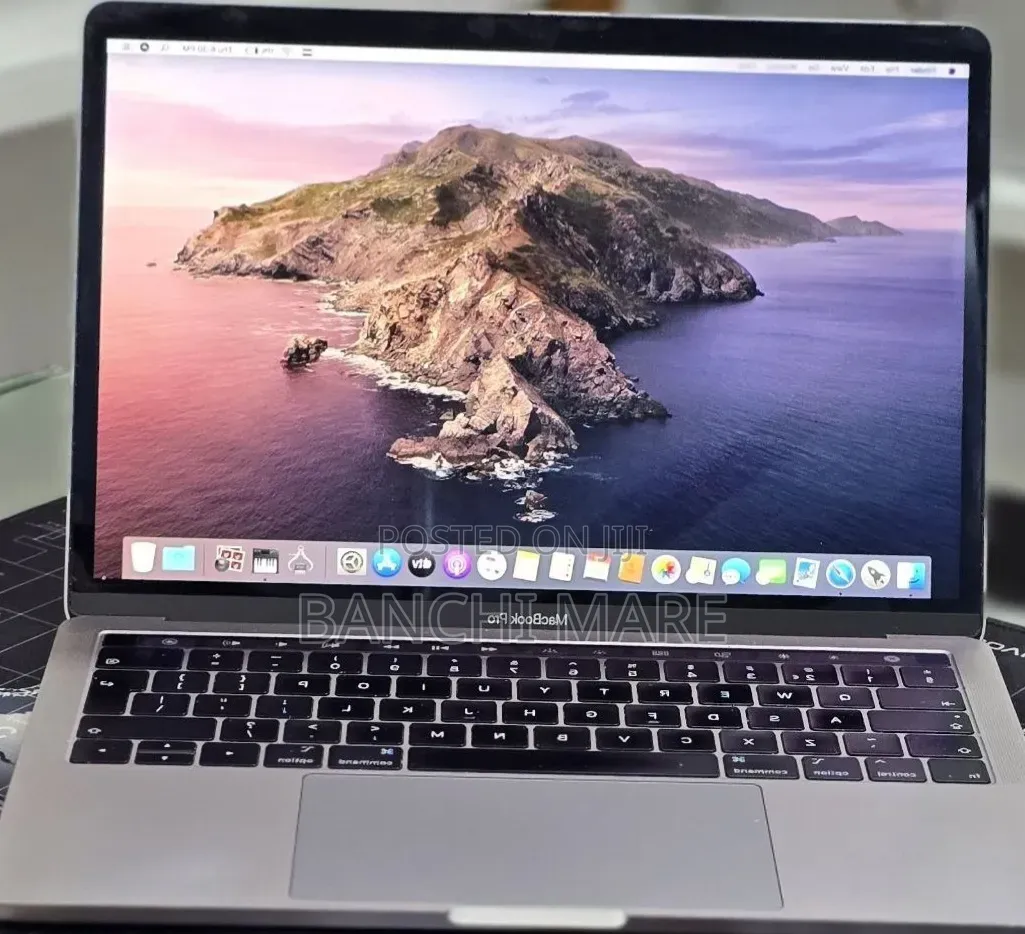 New Laptop Apple MacBook Pro 2019 16GB Intel Core i7 SSD 1T