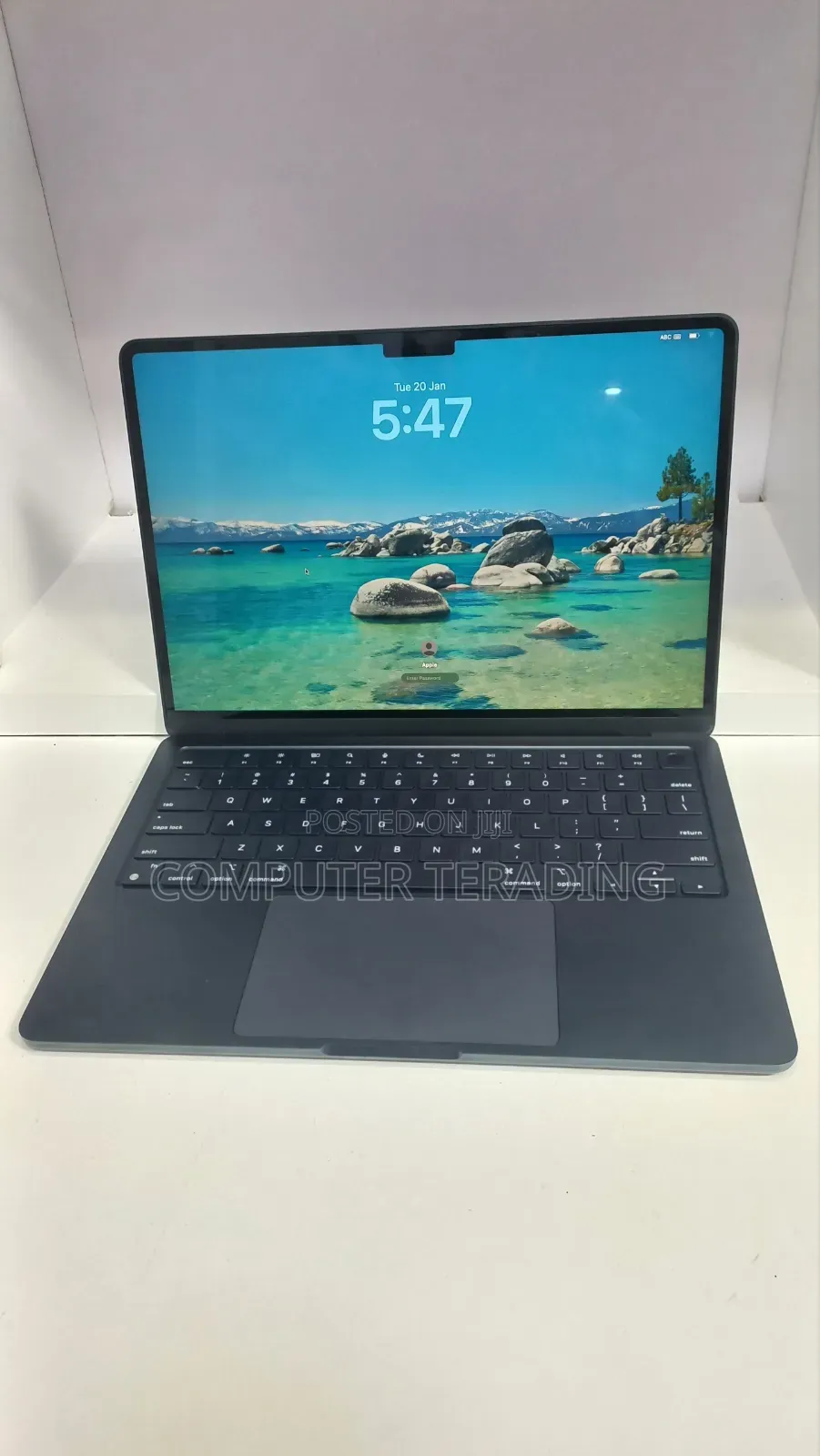 New Laptop Apple MacBook Air 2022 M2 8GB Apple M2 SSD 256GB