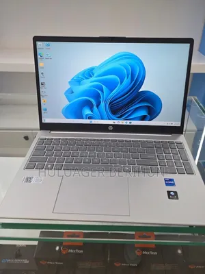 New Laptop HP Stream Notebook 16GB Intel Core i7 SSD 1T