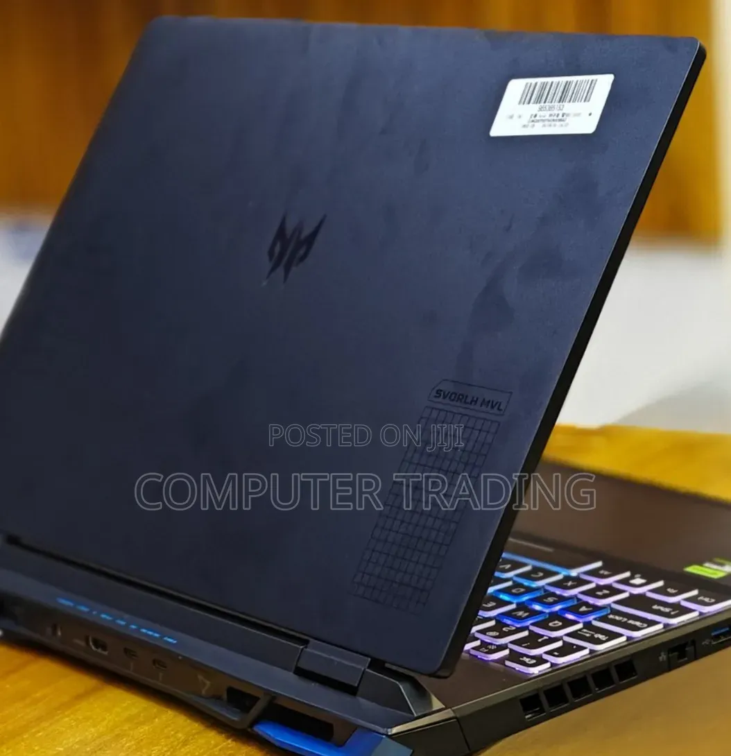 New Laptop Acer Predator Helios 300 16GB Intel Core i9 SSD 1T