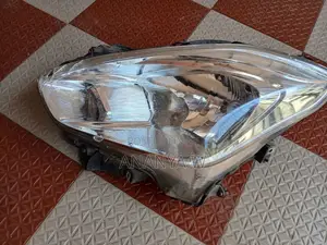 Suzuki Swift 2022 Front Headlight (የፊት መብራት)