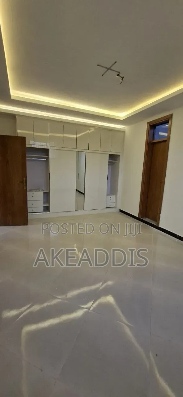 Furnished 3bdrm Apartment in ሰሚት 72, Bole for sale