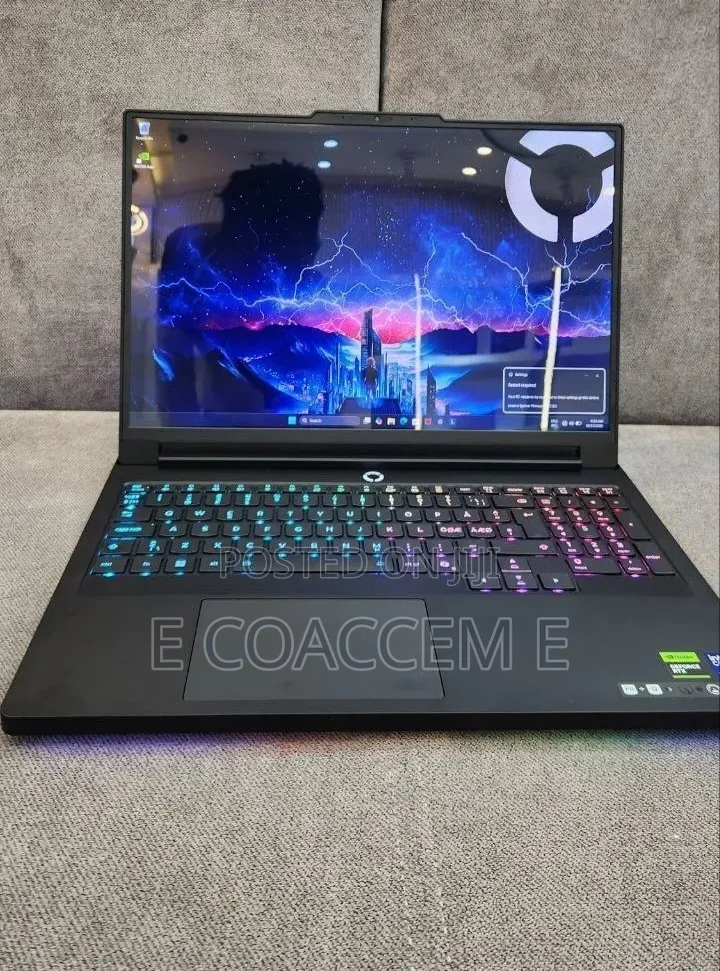 New Laptop Lenovo Legion 5i 32GB Intel Core Ultra 9 SSD 2T