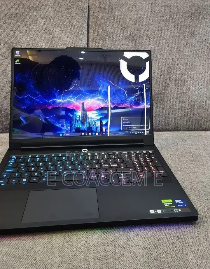 New Laptop Lenovo Legion 5i 32GB Intel Core Ultra 9 SSD 2T