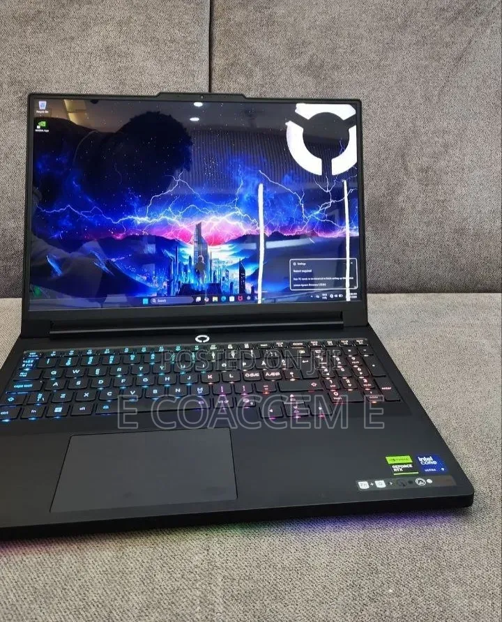 New Laptop Lenovo Legion 5i 32GB Intel Core Ultra 9 SSD 2T