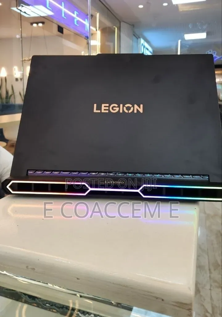 New Laptop Lenovo Legion 5i 32GB Intel Core Ultra 9 SSD 2T