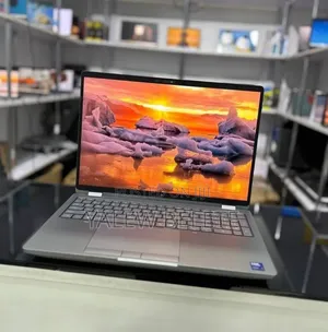 New Laptop HP Zbook Fury 15 G7 32GB Intel Core Ultra 7 SSD 1T