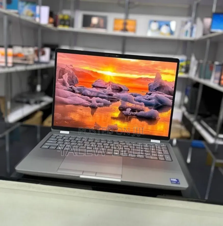 New Laptop HP Zbook Fury 15 G7 32GB Intel Core Ultra 7 SSD 1T