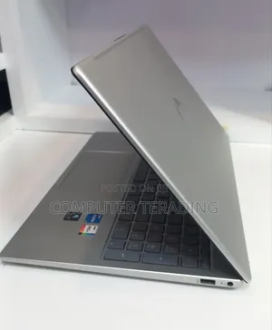 New Laptop HP Stream Notebook 16GB Intel Core i5 SSD 1T