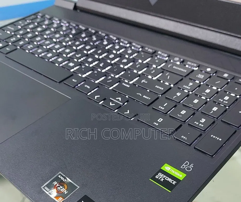 New Laptop HP Victus 16 16GB AMD Ryzen 7 SSD 512GB