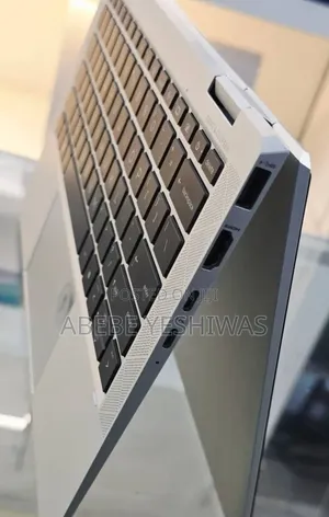 New Laptop HP EliteBook 1040 G8 16GB Intel Core i7 SSD 512GB