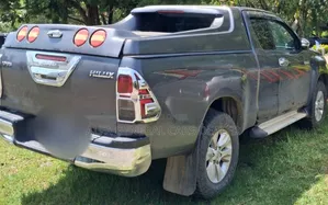 Toyota Hilux 2016